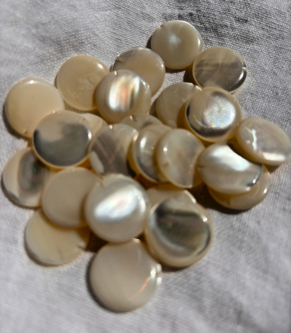 Mother of Pearl Beads Lot of 20+ Vintage Shank Round Iridescent MOP Jewelry